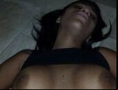 Negra gozando e melando toda rola